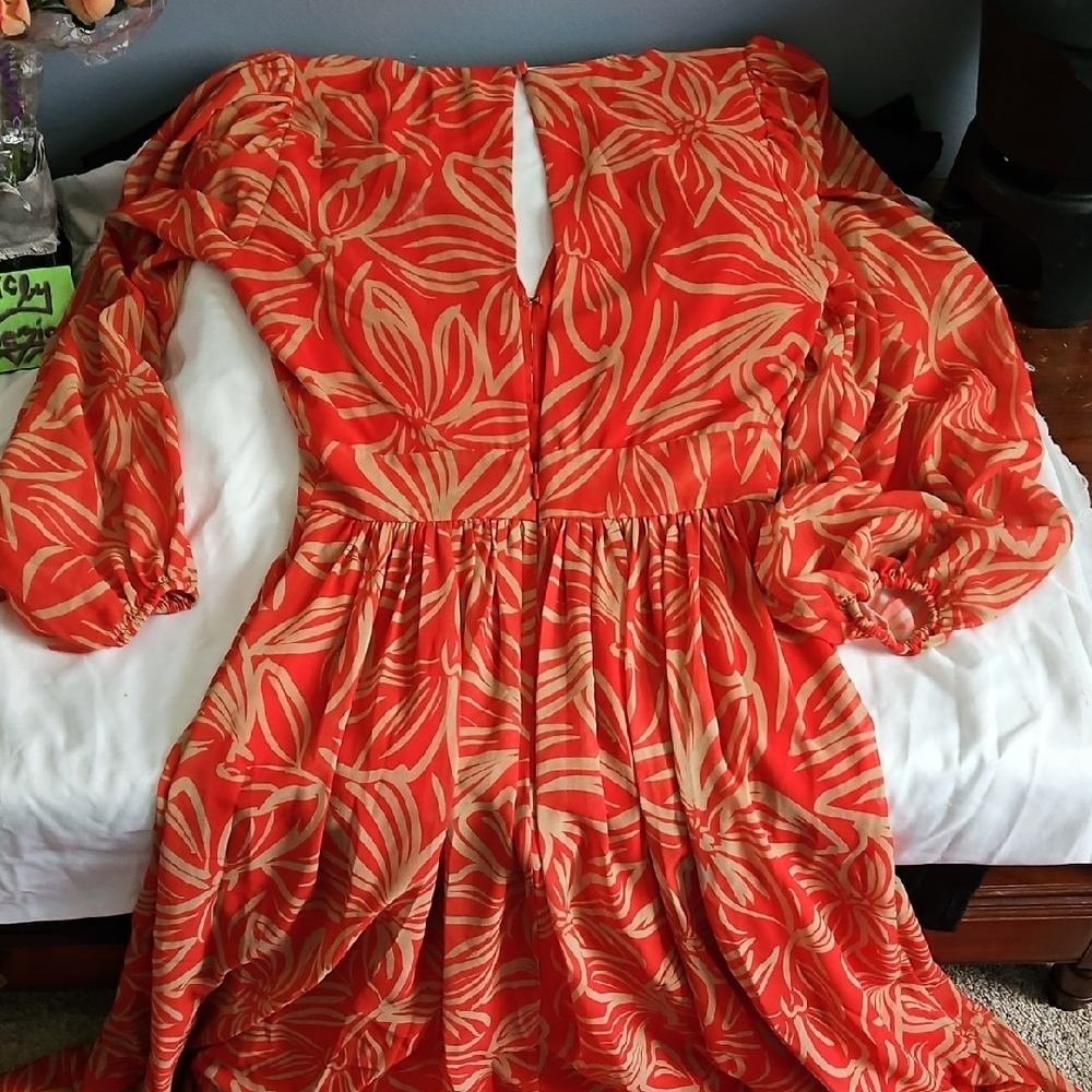 Elegant Orange Leaf Print Long Sleeve Dress - Picture 9 of 17